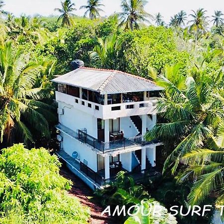Amour Surf Тангале Екстериор снимка